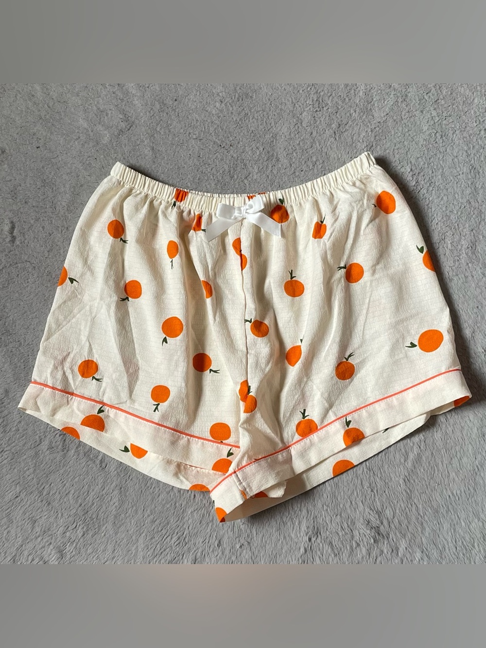 Cute Orange Pattern Pajama Set - Top and Shorts! Size Medium - Picture 2 of 3